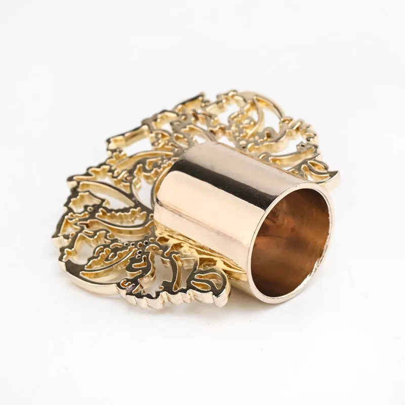 Zinc Alloy Lace Edge Lid Perfume Bottle