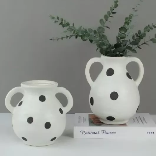 Puantiyeli Stoneware Vazo