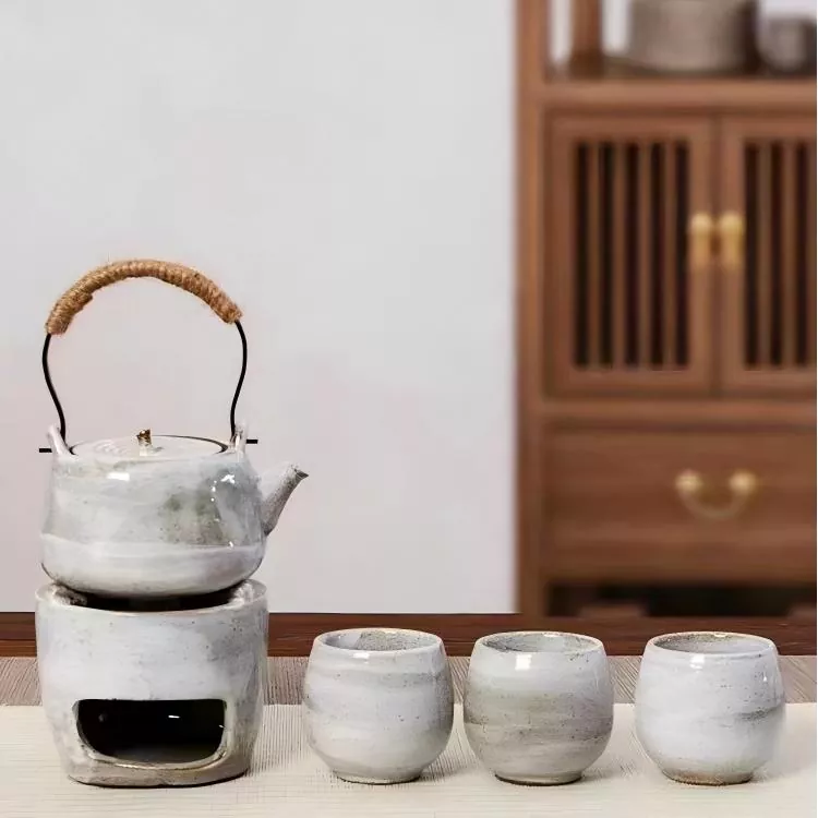 Çaydanlıklı Geleneksel Çay Bardağı Seti